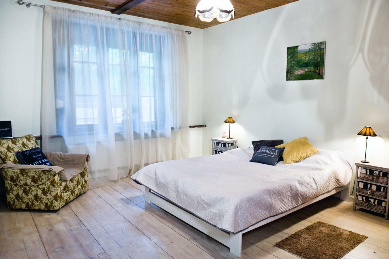 Spacious Klaipeda Apartment Ev Exterior foto
